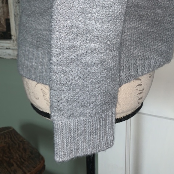 EXPRESS Textured Knit Cardigan Sweater - Gray - Picture 4 of 12